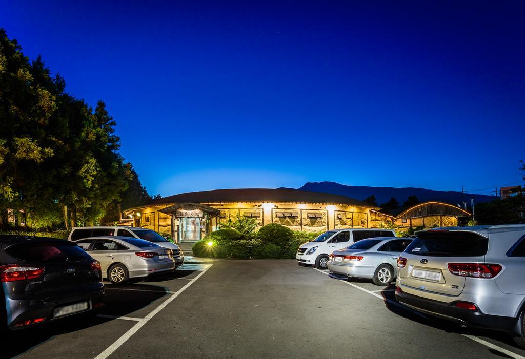 Albergue Kasan Tobang Seogwipo Exterior foto