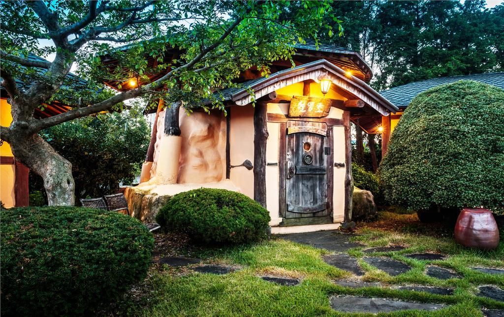 Albergue Kasan Tobang Seogwipo Exterior foto