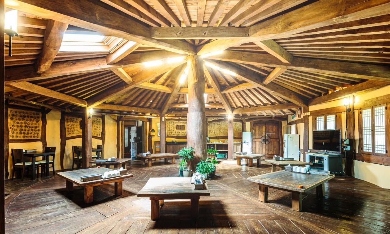 Albergue Kasan Tobang Seogwipo Exterior foto